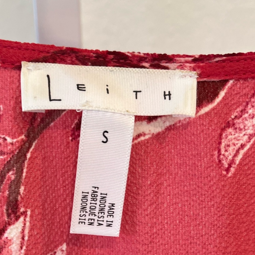 Leith Red Raspberry Floral Wrap Blouse - Picture 4 of 6